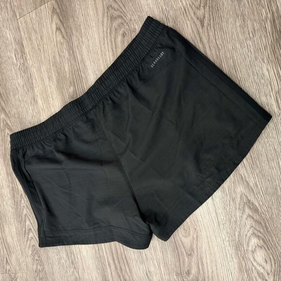 Adidas pacer 3 stripe shorts- NWT Size XL - Picture 3 of 6